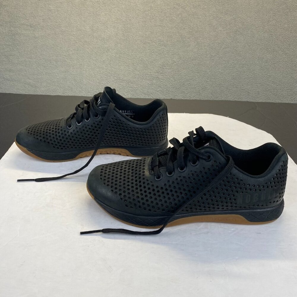 NOBULL Black Leather Gum Trainer Shoes Men’s Size 6 / Women’s Size 7.5